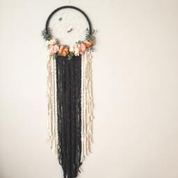 Floral Dreamcatcher, Boho Nursery Decor, Yarn Wall Hanging - thumbnail 4