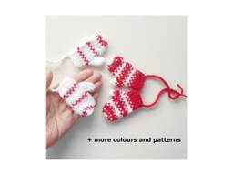 2 Pairs Mini Mittens Handknitted Little Christmas Tree Decorations Ready To Ship - thumbnail 1