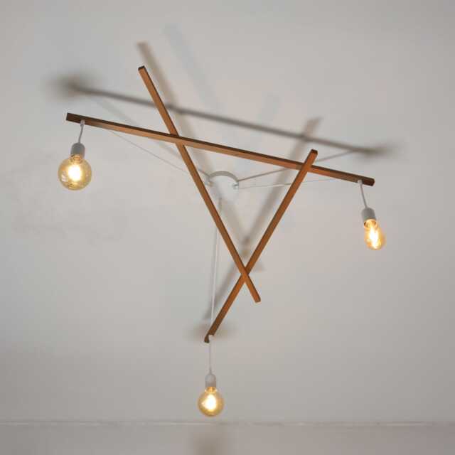 Lustre Asterism, White & Red Scandinavian Chandelier - image 1
