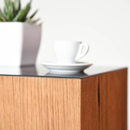 Square Coffee Table in Oak & Black Corian - thumbnail 3