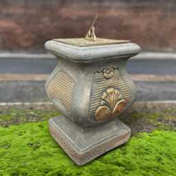 Vintage Garden Pedestal Concrete Sundial Statue Stone Plinth Sculpture Outdoor Column Figure Handmade Ornament Front Door Gift