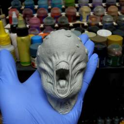 Resin Scary Alien Head, Horror Figurine, Sci-Fi Collectible - thumbnail 3