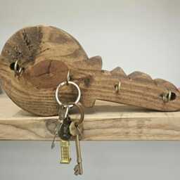 Handmade Wooden Key Holder - Rustic Key-Shaped Wall Hook Wood Rack Entryway Organiser Gift For New Home - thumbnail 3