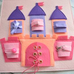 Felt Castle Quiet Book Page Montessori Sensory Travel Toy - thumbnail 4