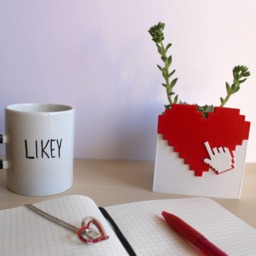 8-Bit Pixel Heart/Geometric Planter, Cute 3D Printed All Your Gift, Love Hearts Pottery - thumbnail 3