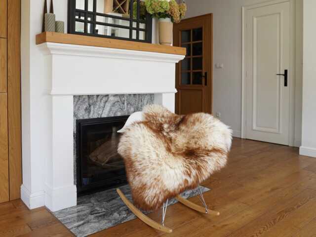 Mouflon Sheepskin Rug, Brown & White Dyed Wool Throw - 48x28 - image 1