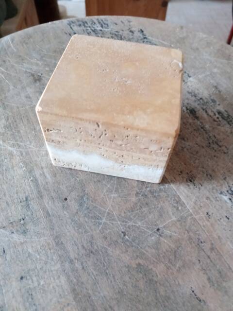 Yellow Travertine Base, 7x7xh5 cm