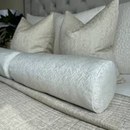 "Sofa Or Bed Decorative Cushion Bolster 16"" X 6" - thumbnail 1