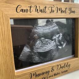 Solid Oak Personalised New Baby Scan Photo Frame & Plaque Keepsake - Engraved Gift For Shower, Grandparents, Pregnancy Announcement - thumbnail 4