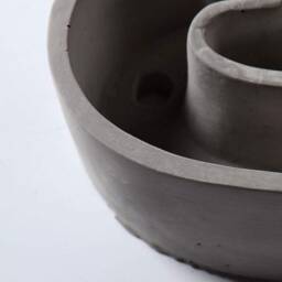 Concrete Heart Planter - thumbnail 3