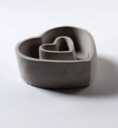 Concrete Heart Planter - thumbnail 1