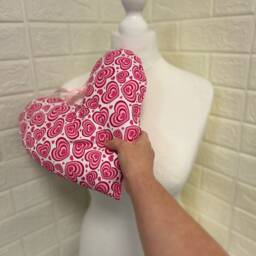Pink Mastectomy Cushion Gift Set Heart Pillow +Seatbelt Pad Surgery Recovery 2Pc Top Lumpectomy Post-Op Cerise Polka Dot - thumbnail 4