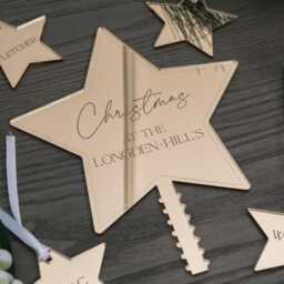 Personalised Christmas Tree Topper Set - Star Family Ornament With 4 Name Baubles, Unique Xmas Top Decoration - thumbnail 3