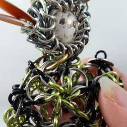 Diamond Dapper Dan Duck Yeah Rubber Ducky - A Freestanding Chainmaille Sculpture Of Rubber Duck - thumbnail 3