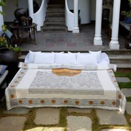 Moon Phase Kantha Quilt King/Queen Size Block Printed Cotton Bedspread - thumbnail 4