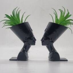 Black Pair Of Queen Nefertiti Planters, Egyptian Queen Sculpture, Ancient Egypt Gift Idea, Egyptian Plant Pot, African Bust, Flower Pot - thumbnail 3