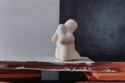 Prayer - Expressive Ceramic Figurine For Sandplay & Counseling - thumbnail 1