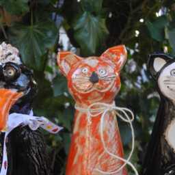 Fence-Sitter Cat in Orange - thumbnail 3