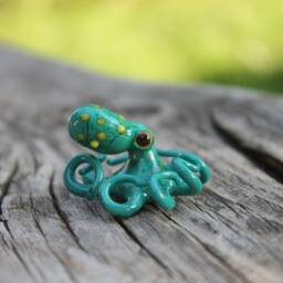Blown Glass Green & Yellow Octopus Glass Figurine Ocean - thumbnail 2