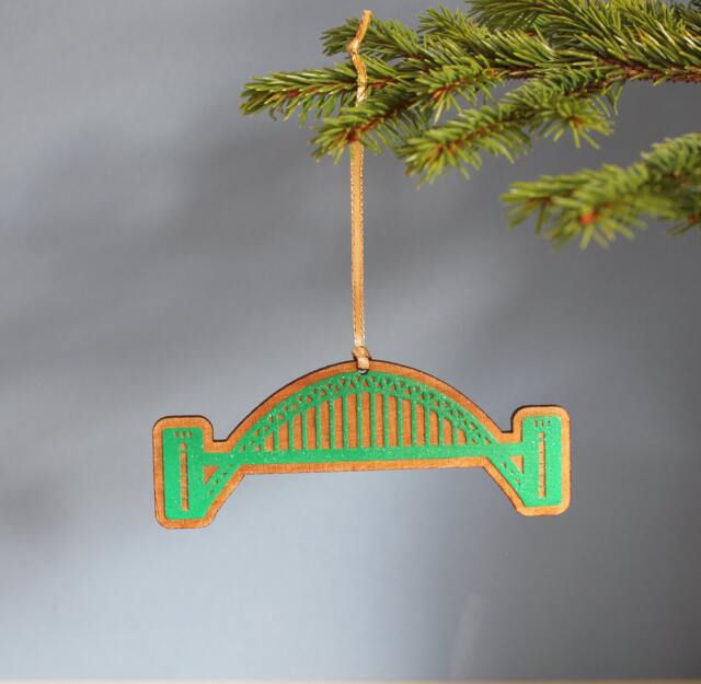 Tyne Bridge Christmas Tree Decoration - Tyneside Newcastle Gateshead Landmark - image 1