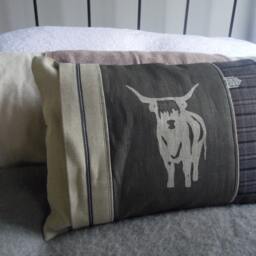 Hand Printed Charcoal Linen Appliqu??d Shaggy Highland Cow Cushion Cover - thumbnail 3