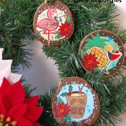 Tropical Wood Slice Christmas Tree Ornament Decoration, Tiki, Flamingo, Pineapple, Cocktails, Hawaiian, Tropical, Polynesian - thumbnail 4