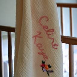 Personalized Hand Embroidered Baby Swaddle - Muslin Blanket With Name - Gift For & Toddler - thumbnail 2