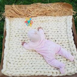 Baby Chunky Knit Merino Wool Blanket, Huge Stitch - thumbnail 2