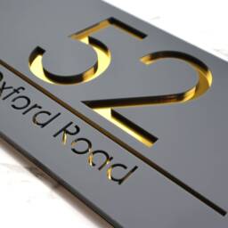 K Smart Sign - Bellissima H3 Laser Cut Matt Dark Gray Anthracite & Gold Mirror Personalised Floating House Plaque 300mm X 160mm - thumbnail 3