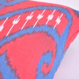 Handmade Silk Ikat Pillow Cover, Red & Blue, 20x20 - thumbnail 3