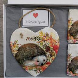 Decoupage Hedgehog Slate Heart Wall Hanging With Coasters Autumn Wildlife Decor - thumbnail 2