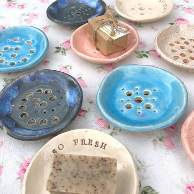 Handmade Ceramic Soap Dish With Drainage Modern Minimalist Bathroom Decor - image 1