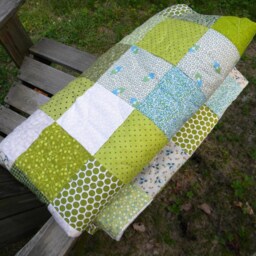 Patchwork Cotton Quilt Spring Green Scrappy Blanket - 81 X 81 - thumbnail 3