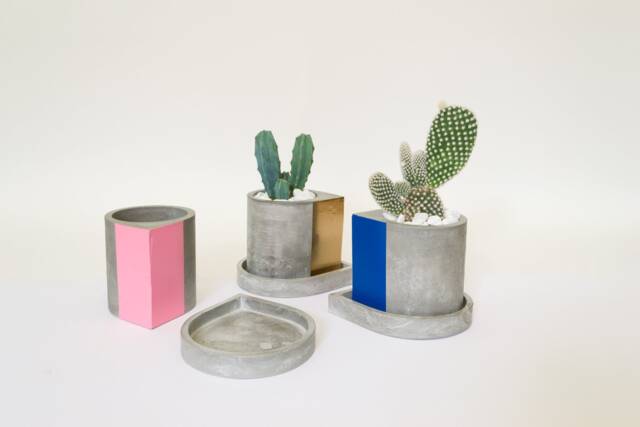 Concrete Drop Shape Mini Pot With Plate. Mini Concrete Planter - image 1