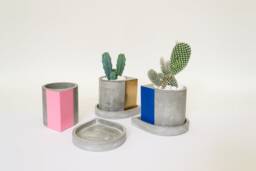Concrete Drop Shape Mini Pot With Plate. Mini Concrete Planter