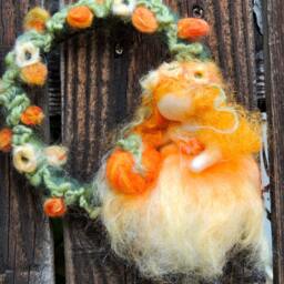 Autumn Fairy Maiden With Her Pumpkin - Felt Wreath Maiden Leaves Flowers Waldorf Inspired Needle Felted Autumn By Rebecca Varon - thumbnail 2