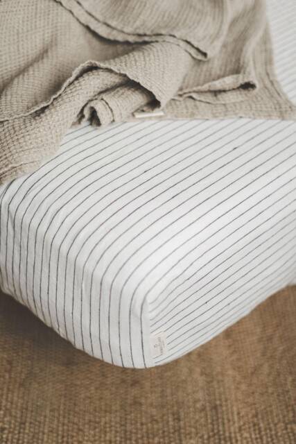 Natural Linen Fitted Sheet - Breathable, Sustainable, & Perfect For Modern Or Minimalist Bedroom D??cor With Soft Elegant Design - image 1
