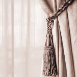 "D??copro Tassel Tieback, Length 8 1/2"" - 21.5cm, Spread 30" - thumbnail 3