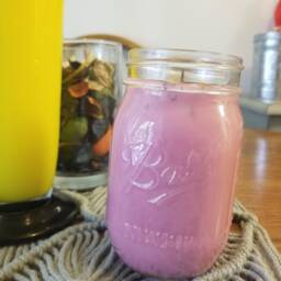 Peppermint, Lilac & Lemon All Natural Soy Candle - thumbnail 3