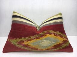 Vintage Handwoven Kilim Pillow Cover, Turkish Bohemian Accent, 16x24 - thumbnail 1