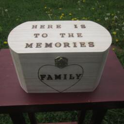 Family Box Large Keepsake & Memory Box - thumbnail 3