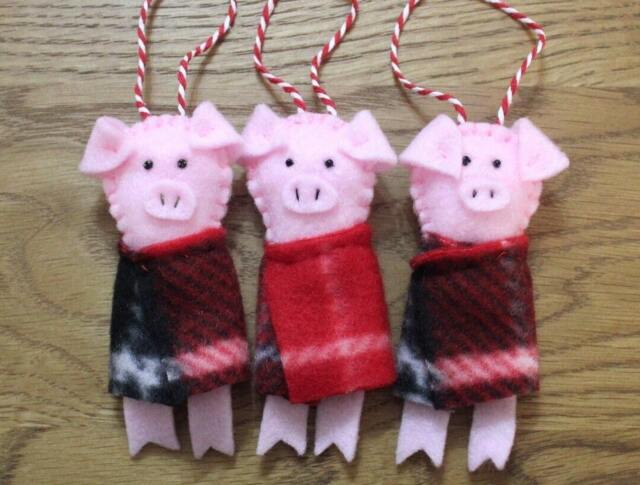 Handmade Felt Pig in Blanket Decoration, Felt Christmas Tree Decorations, Pigs Blankets Decoration, Hanging Pigs - image 1