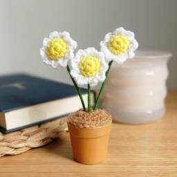 Crochet Daisy in Pot Gift For Her Flower Potted Mum Mini Cute Uni Dorm Decor - thumbnail 2