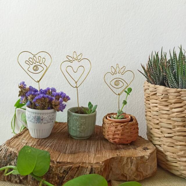Sacred Heart Plant Trellis For Indoor Plant/Trellis Wire /Plant Stake/ Mexican Decor/ Support Decor/Plant Gifts - image 1