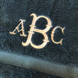 Monogrammed Bath Towel Personalized Embroidered Cotton Towel - thumbnail 4