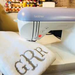 Monogrammed Bath Towel Personalized Embroidered Cotton Towel