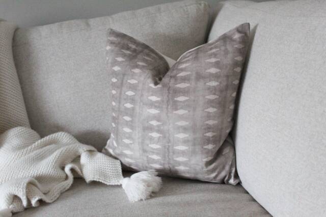stone Pattern Cushion Cover in Cotton 45x45cm - 18x18Inch - image 1