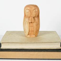 Woman Jizo Statue, Buddha Sculpture, Wood Figurine, Greeting, Wooden Jizo, Namasthe, Indoor D??coration, Special Gift, Grandma Gift - thumbnail 4
