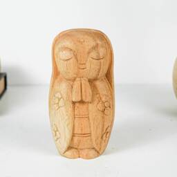 Woman Jizo Statue, Buddha Sculpture, Wood Figurine, Greeting, Wooden Jizo, Namasthe, Indoor D??coration, Special Gift, Grandma Gift - thumbnail 3
