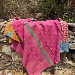 Authentic Vintage Kantha Quilt - Soft Pink Indian Patchwork Throw Sustainable Bedding - thumbnail 4